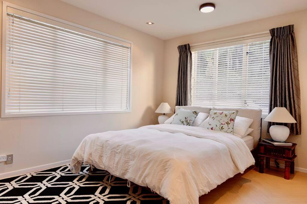 Modern Lifestyle Retreat With Stunning City View Auckland Zewnętrze zdjęcie